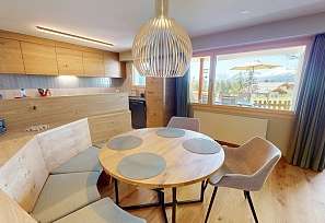 Chesa Barlangia Setaria Essen 1 La Costa Valbella