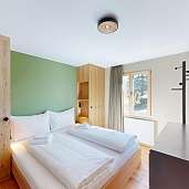 Chesa Barlangia Setaria Schlafzimmer 1 1
