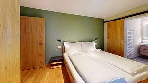 Chesa Barlangia Setaria Schlafzimmer 2 1