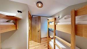 Chesa Barlangia Setaria Schlafzimmer 2 5