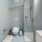 Stafel 104a Bathroom1